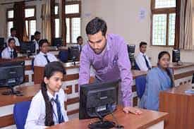 Computer Lab Dr. Ram Manohar Lohia College of Pharmacy (Dr.RMLCP, Ghaziabad) in Ghaziabad