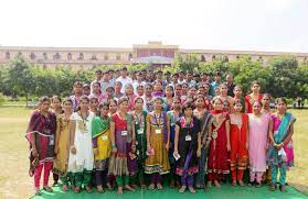 Group photo Dr Samuel George Institute of Pharmaceutical Sciences  in Prakasam