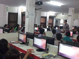 Computer Lab for Sarvajanik College of Engineering and Technology - (SCET, Surat) in Surat