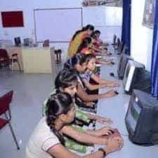 Computer lab Gandhi Smarak Post Graduate College (GSPG), Jaunpur in Jaunpur