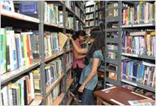 Library of IES's Management College and Research Centre, Mumbai in Mumbai 