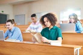 Library D.A.V. College Pehowa in Kurukshetra