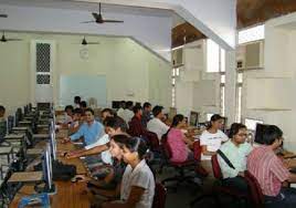 Computer Lab Barkatullah University Institute of Technology - [BUIT],  in Bhopal