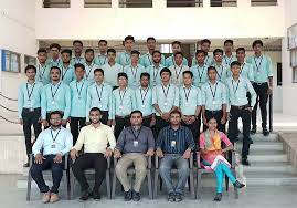 Group Photo for Shree Dhanvantary College of Engineering and Technology - (SDCET, Surat) in Surat