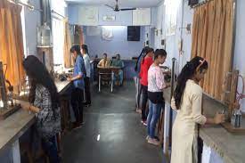 Practical lab Kanpur Vidya Mandir Mahila Mahavidyalaya (KVMMM, Kanpur) in Kanpur 