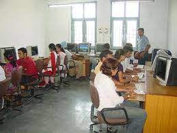 Computer Lab Guru Nanak Dev University College Nakodar in Patiala