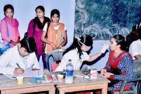 Dental Camp Saraswati Mahila Mahavidyalaya (SMM, Kanpur) in Kanpur 