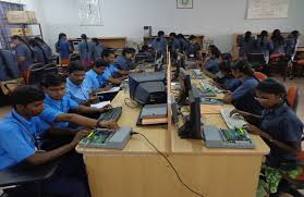 Computer lab Thanthai Periyar E. V. Ramasamy Government Polytechnic College (TPEVR GPTC), Vellore in Vellore