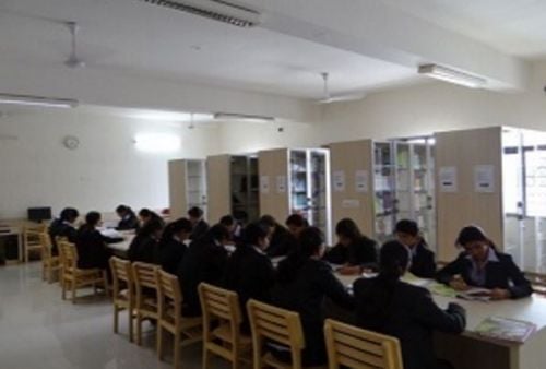 Library Sadhu Vaswani College, Bhopal in Murwara (Katni)