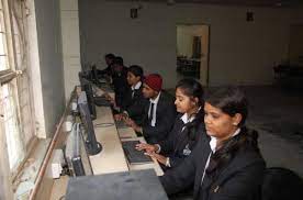 Computer lab  Institute of Legal Studies and Research, Mangalayatan University (ILSR-MU, Aligarh) in Aligarh