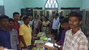 Library of Viswakavi Vemana Government Degree College, Kothapeta in East Godavari	