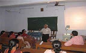 Class H. & H.B. Kotak Institute of Science (HHB-KIS), Rajkot in Rajkot