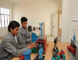 practical class Bethesda Institute of Technology and Sciences (BITS, Gwalior) in Gwalior