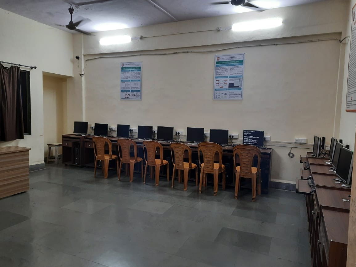 Programming Lab in K. C. College of Engineering and Management Studies and Research (KCCEMSR, Thane)