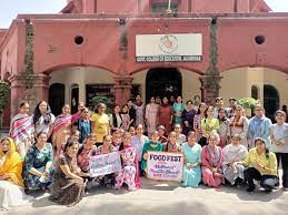 Group photo Government College of Education in Jalandar