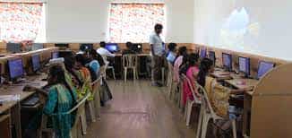 IT Lab SRM Trichy Arts and Science College, Tiruchirappalli  