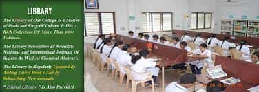 Library of Sri Vasavi Institute Of Pharmaceutical Sciences, Pedatadepalli in Tadikonda 
