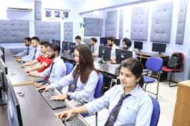 computer lab Dehradun Institute of Management & Technology (DIMT, Dehradun) in Dehradun