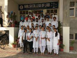 Group photo Khalsa College of Law in Amritsar	