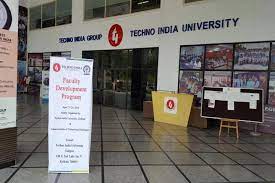 Cafeteria Techno India University in Kolkata