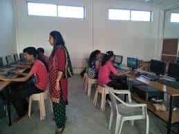 Computer Lab Photo Vallabh Budhi Polytechnic, Navsari in Navsari