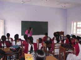 Classroom Ch. Ishwar Singh Kanya Mahavidyalaya in Kaithal	