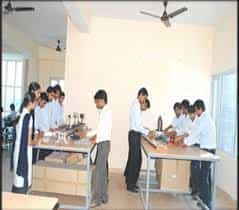 Lab Chaudhary Maniram College of Education, Hanumangarh in Hanumangarh