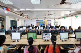 Computer lab Shanmugha Arts, Science, Technology & Research Academy  in Thanjavur	