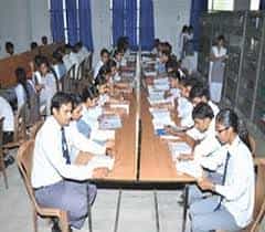 Library Bhagwati Institute of Management & Technology (BIMT, Meerut) in Meerut