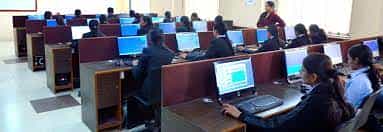 Computer Lab Bhagwan Mahavir School Of Nursing (BMSN), Surat in Surat