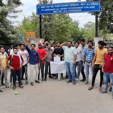 Group Photo Govt. College in Faridabad