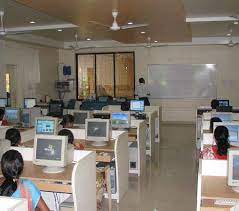 Computer lab Vidya Prathisthan's Arts, Commerce and Science College (VPACSC), Pune