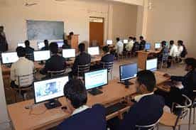 Computer Lab for Bharath Niketan Polytechnic College (BNPC), Aundipatti in AUNDIPATTI