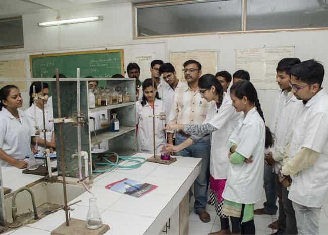 Image for Shri Gulabrao Deokar College of Pharmacy, Jalgaon in Jalgaon