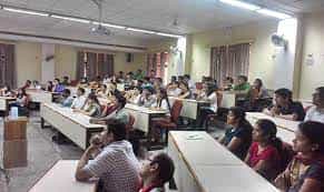 Classroom Bhavan's Sheth RA Shah College of Arts and Commerce (BSRACAC), Ahmedabad