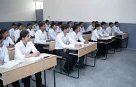 Class Dayanand College of Law in Kanpur 