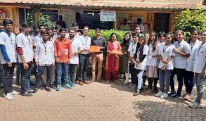 Group Photo R. K. University, School Of Pharmacy, Rajkot in Rajkot