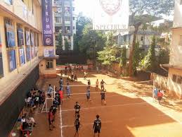 Outdoor Games at Mulund College of Commerce, Mumbai in Mumbai 