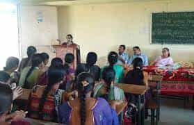 Class Room Sardar Vallabhbhai Patel Arts And Science College (SVPASC), Jalgaon in Solapur